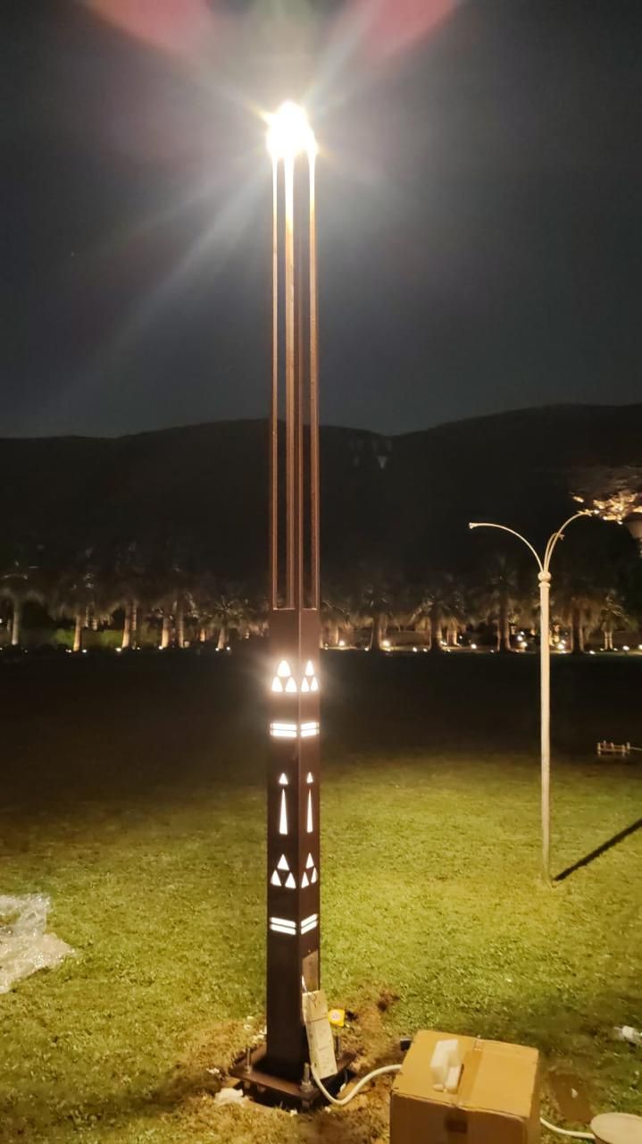 اعمال اعمدة وبوابات في مزرعة بوادي لبن