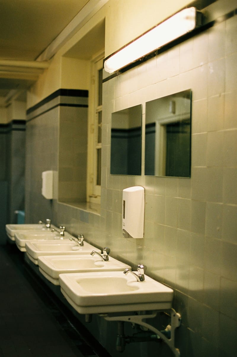COMMERCIAL PLUMBING