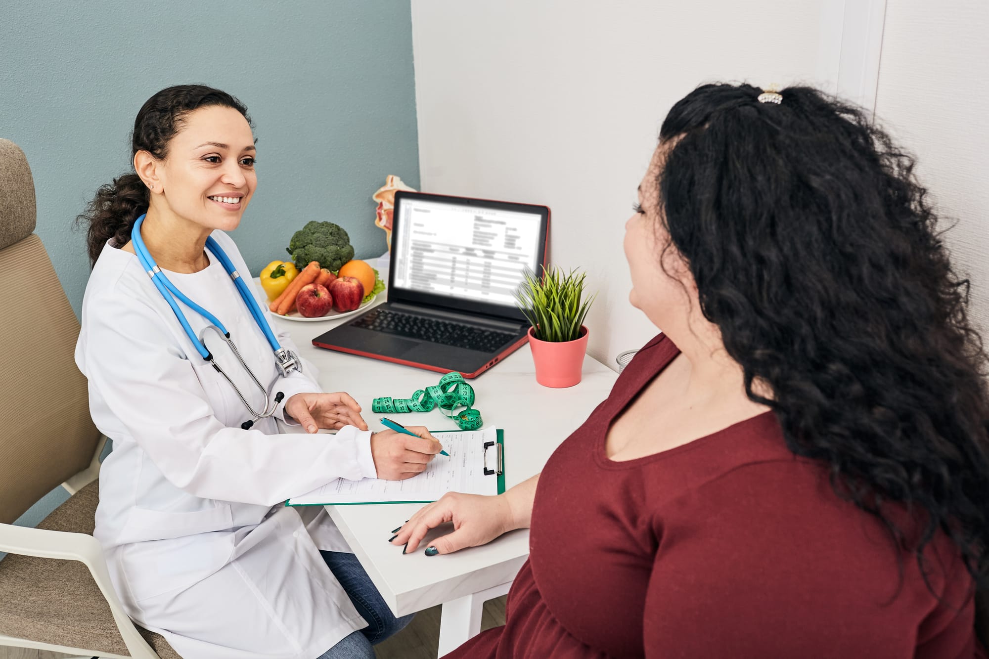Nutrisioloq Harada İşləyə Bilər?