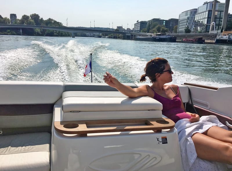 Balade flottante évènementielle sur la Seine