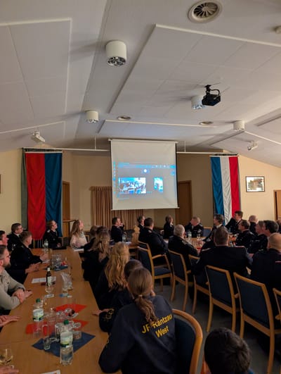 Zwischen Tradition und Digitalisierung: Freiwillige Feuerwehr Lutzhorn blickt auf erfolgreiches Jahr zurück