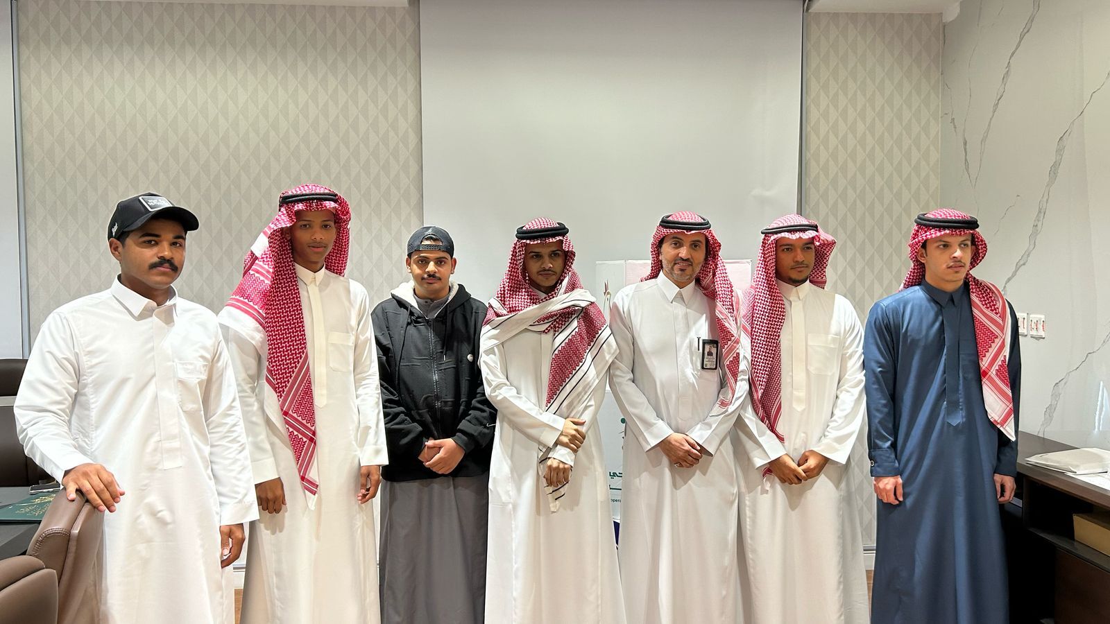 تعاونية عسير تختتم برنامج التدريب التعاوني لطلاب الكلية التقنية بأبها