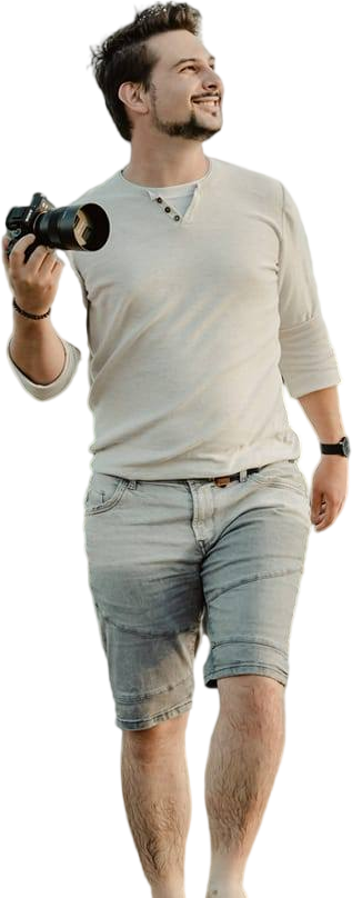 Faire une séance photo, c'est bien plus qu'immortaliser des images. C'est vivre une aventure humaine incroyable ! Chaque cliché raconte une histoire, chaque sourire partagé révèle une émotion sincère. Capturer ces moments, c’est aussi célébrer le lien unique entre nous et créer des souvenirs qui résonneront pour toujours. Laissez-vous emporter par cette expérience enrichissante et transformez vos instants en une véritable aventure lumineuse !