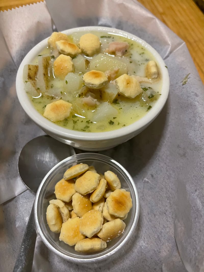 NEW ENGLAND CLAM CHOWDER