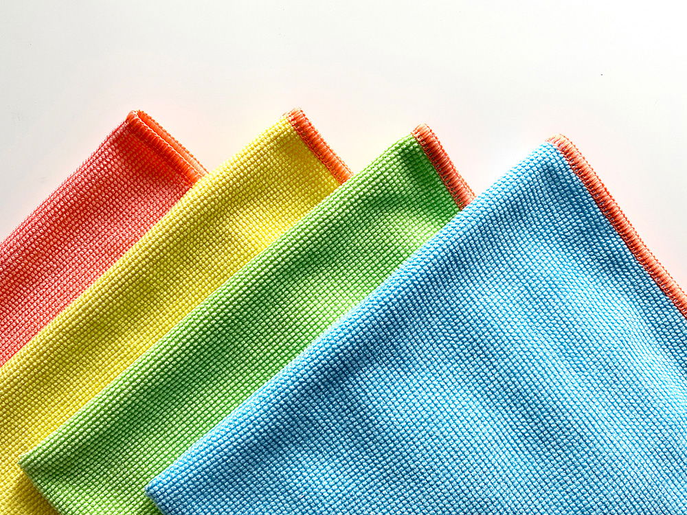 Small pearl microfiber towel