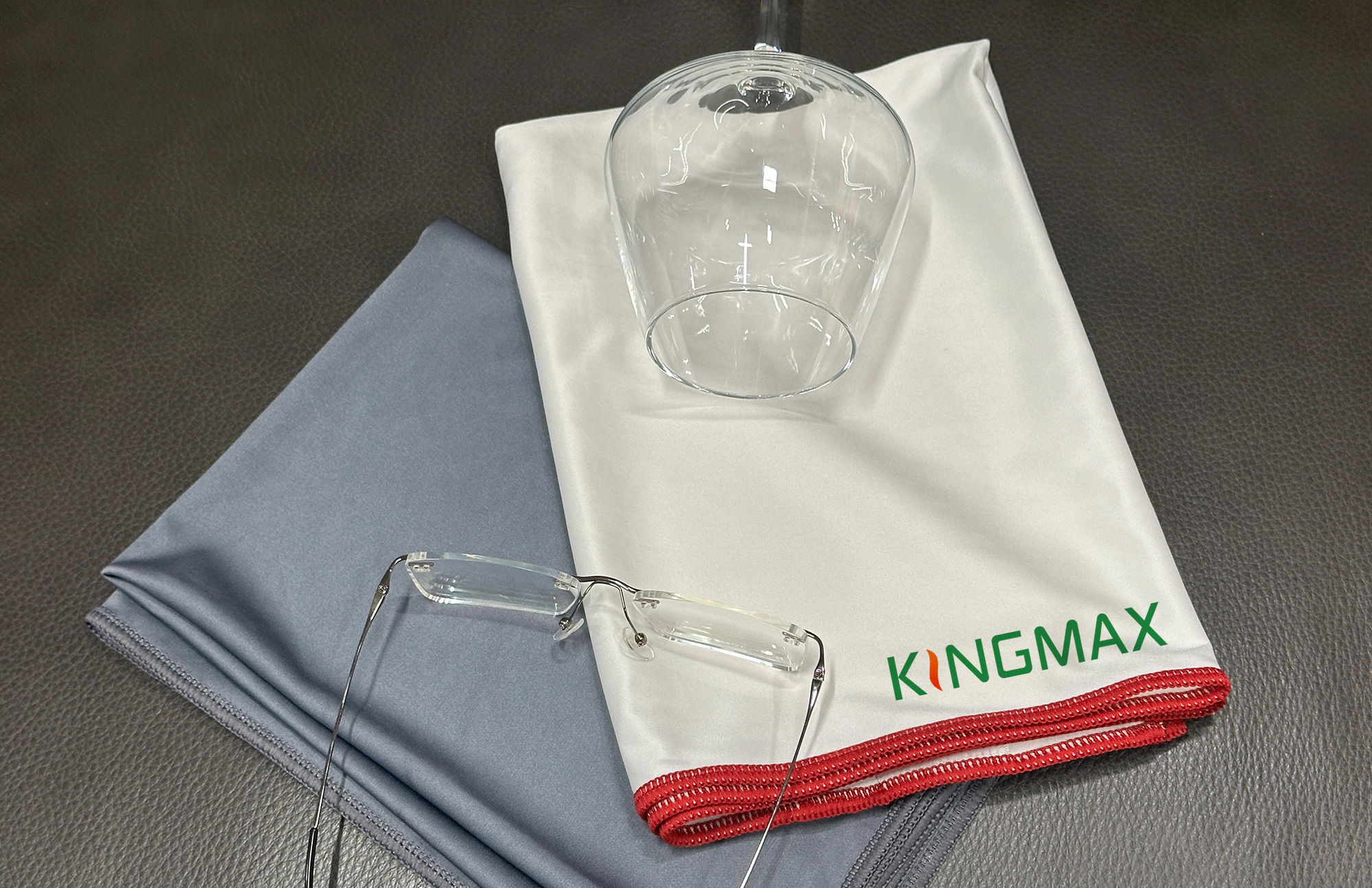 SILK POLISHING CLOTH