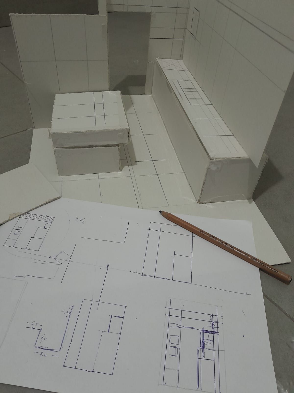 יוצאים מהכלים- מודל תלת מימד