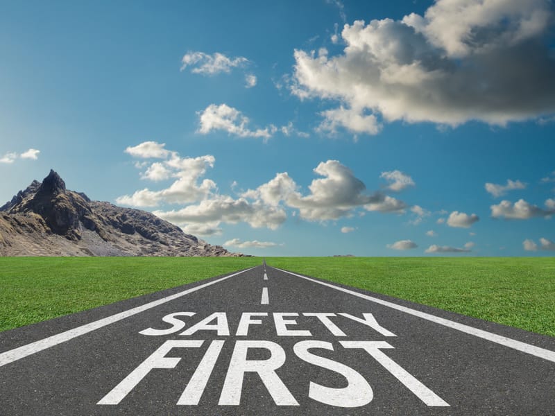 בטיחות בעבודה - הסיכונים בעבודה במקום מוקף