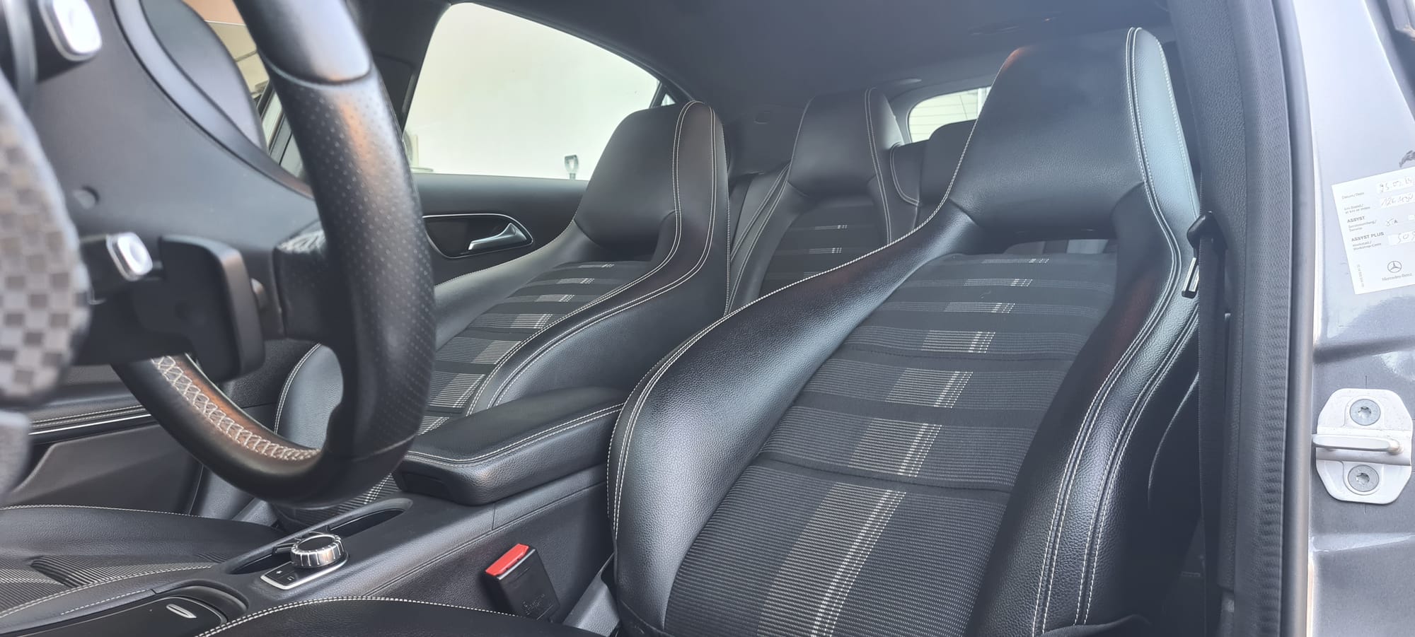 18,999€