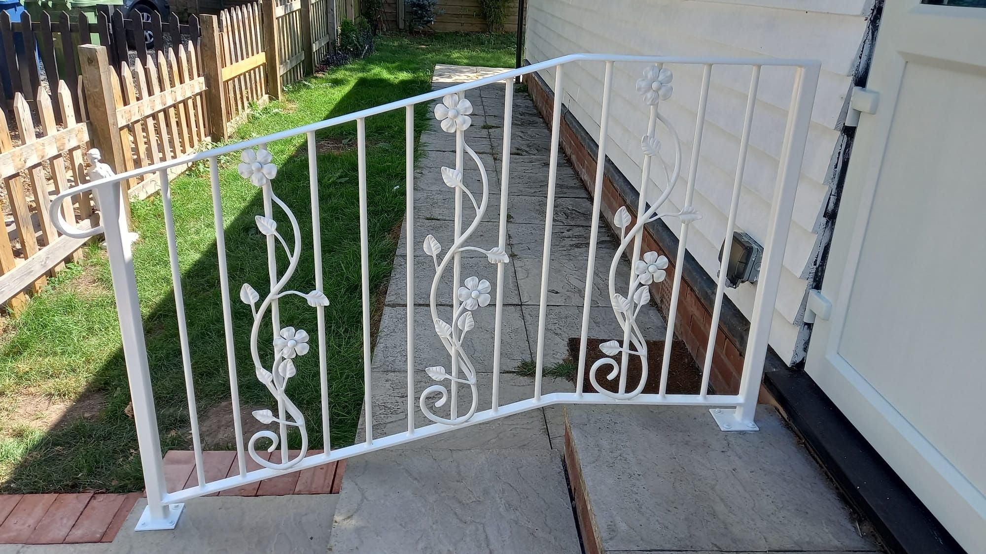 Handrail that enhances property and offers safety