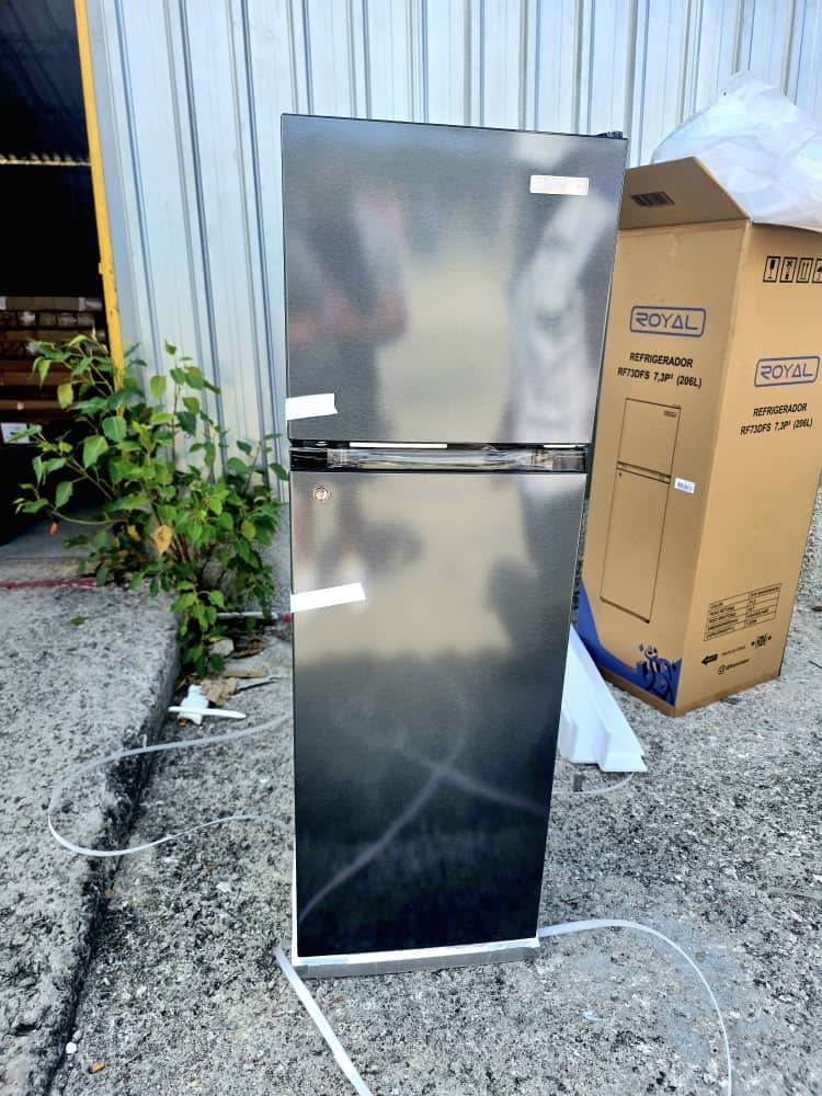REFRIGERADOR ROYAL