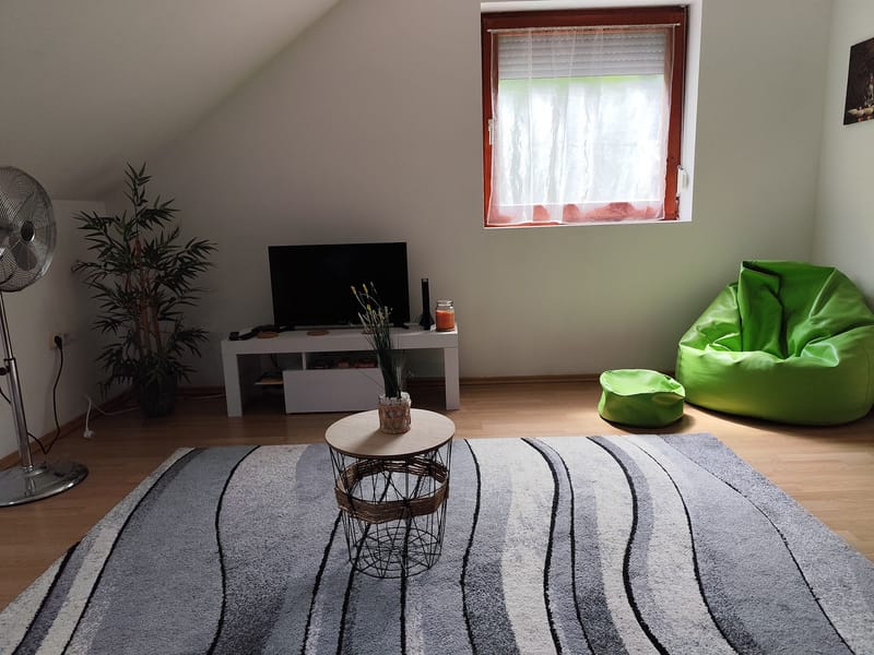 A szálláshely 58 nm    5 fő fogadására alkalmas 