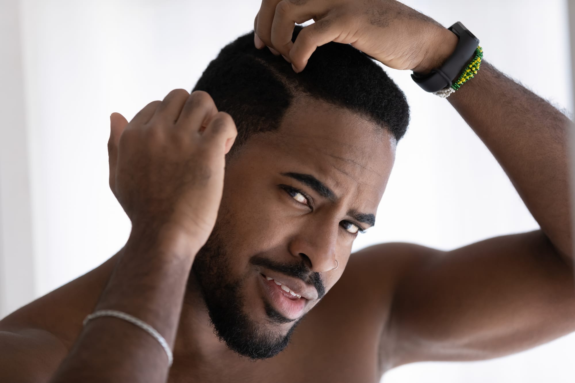 Greffe capillaire afro : que faut-il savoir pour un résultat naturel et sûr