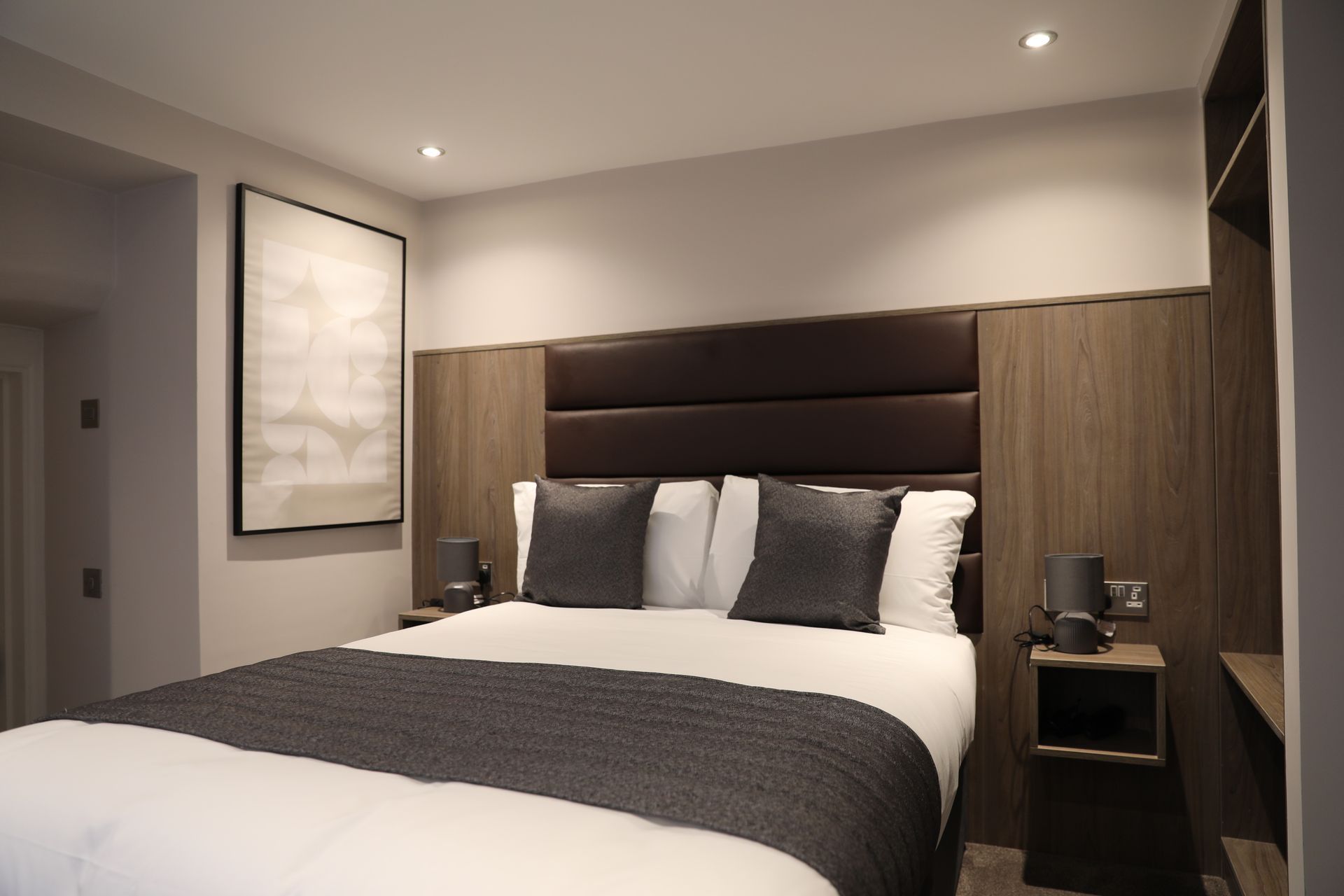 REEM HOTEL, BAYSWATER