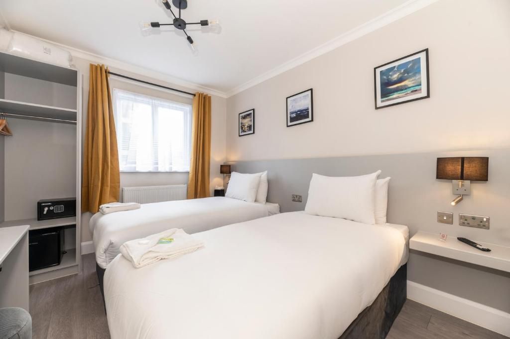 MARINA HOTEL LONDON, PADDINGTON 