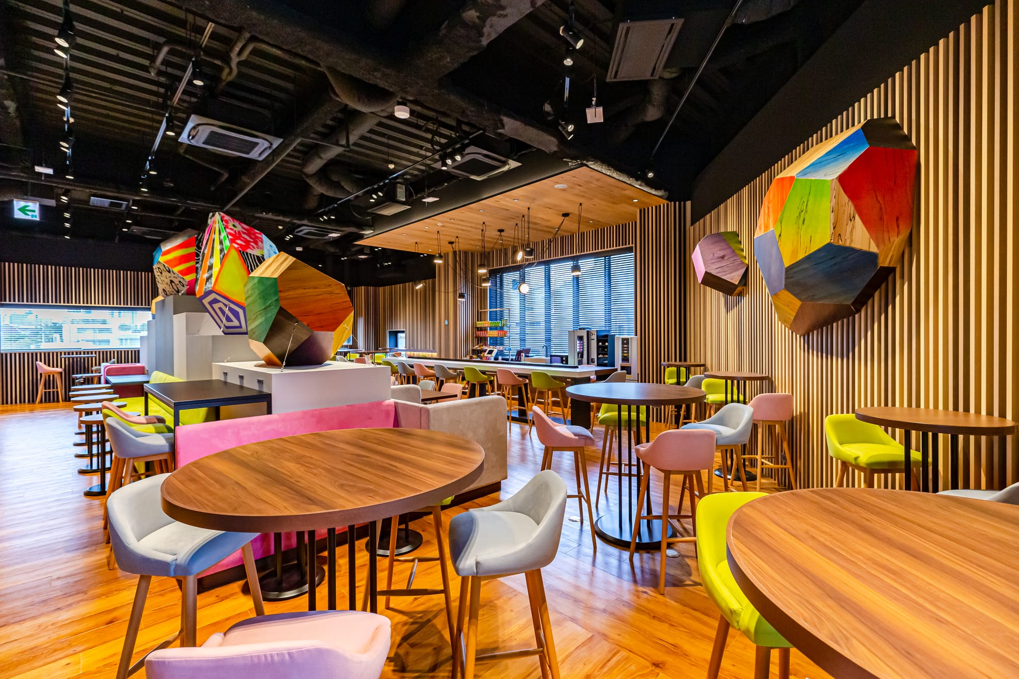 ワークコート渋谷松濤 オブジェペイント