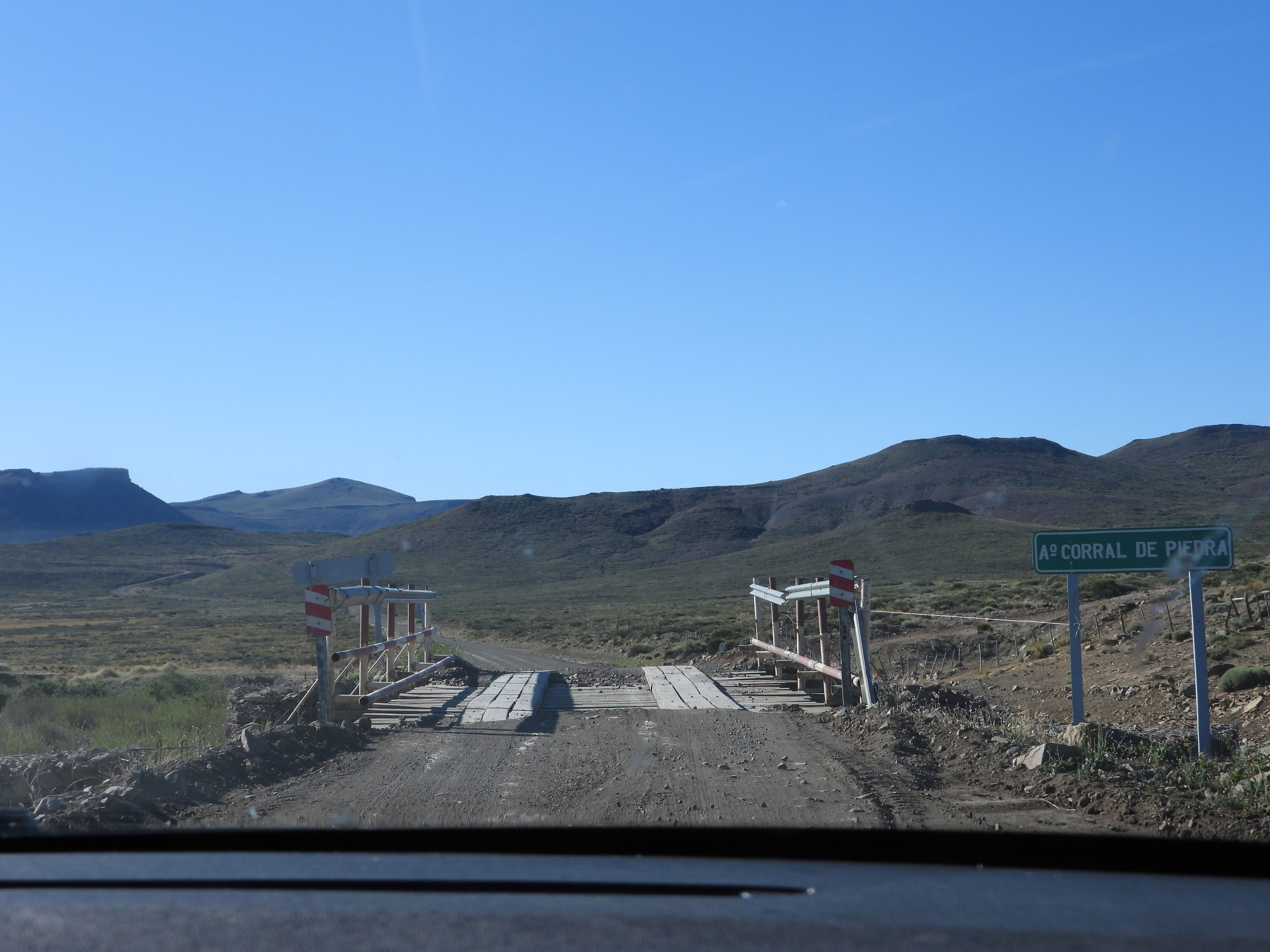 Pasamos por un Arroyito llamado Corral de Piedra