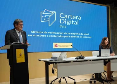 El gobierno anuncia el nuevo sistema obligatorio de acceso al porno con credencial.