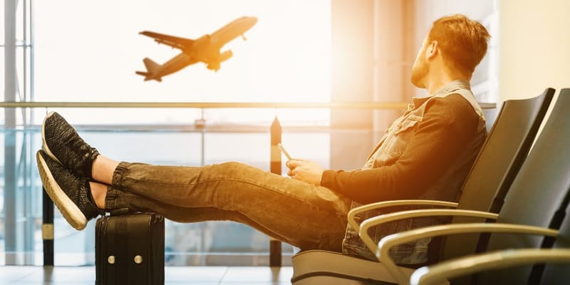 Jetlag Massage for Travelers: A Problem–Solution Guide to Fast Recovery and Total Rebalancing