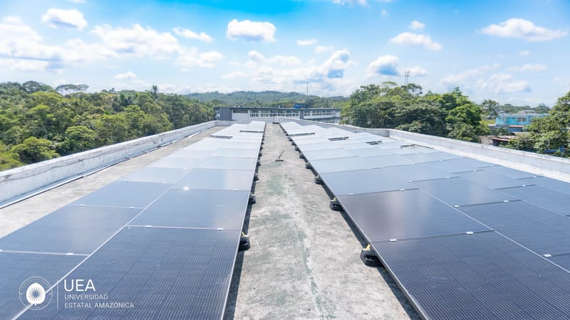Universidad de la Amazonía genera energía renovable con apoyo de Bélgica