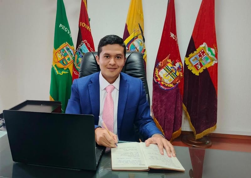 Olger Jair Mariño Castro es designado como nuevo Coordinador Zonal 3 de Educación