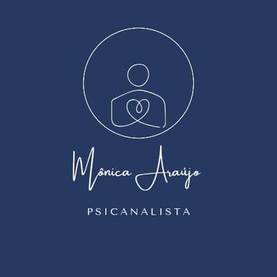 Monica Simone Araujo