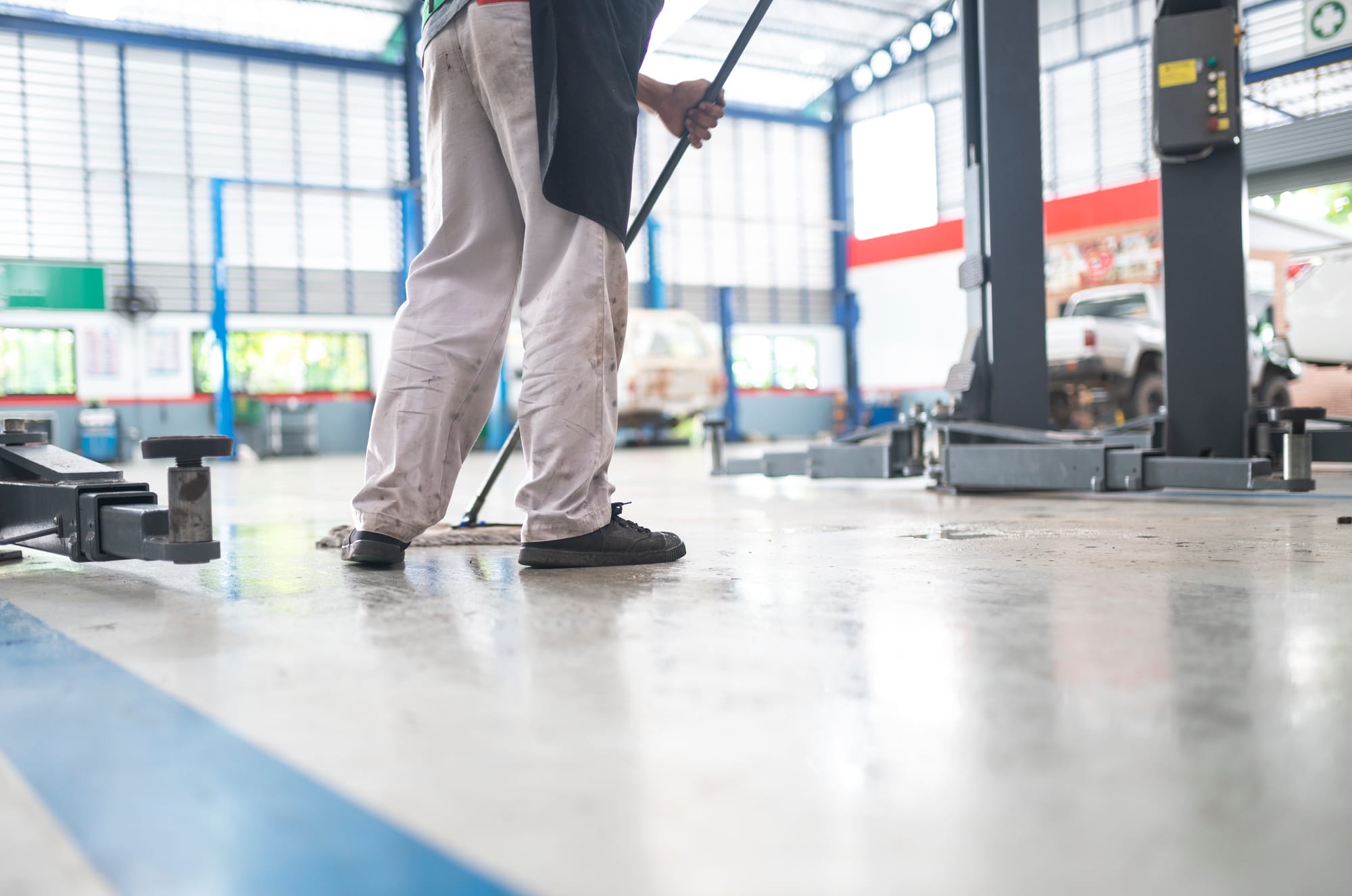 A thorough, top-to-bottom clean that goes beyond the surface. Our deep cleaning service removes built-up dirt, grease, and grime from every corner of your space.