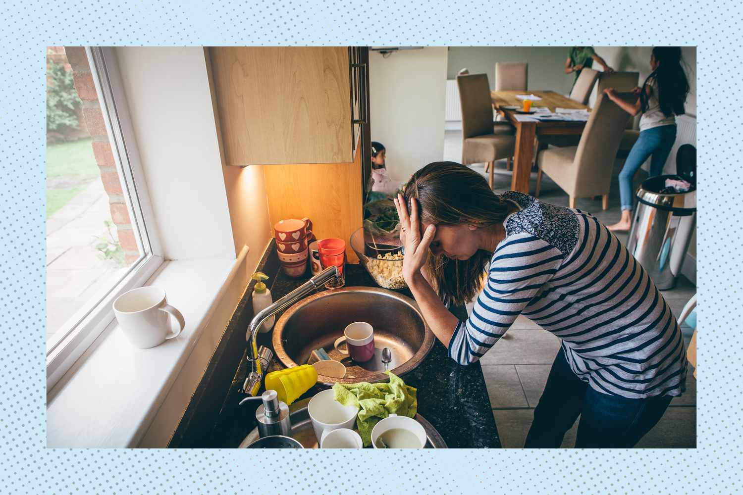 Copilul cu dizabilitate: de ce a te îngriji pe tine este un act de iubire pentru el?