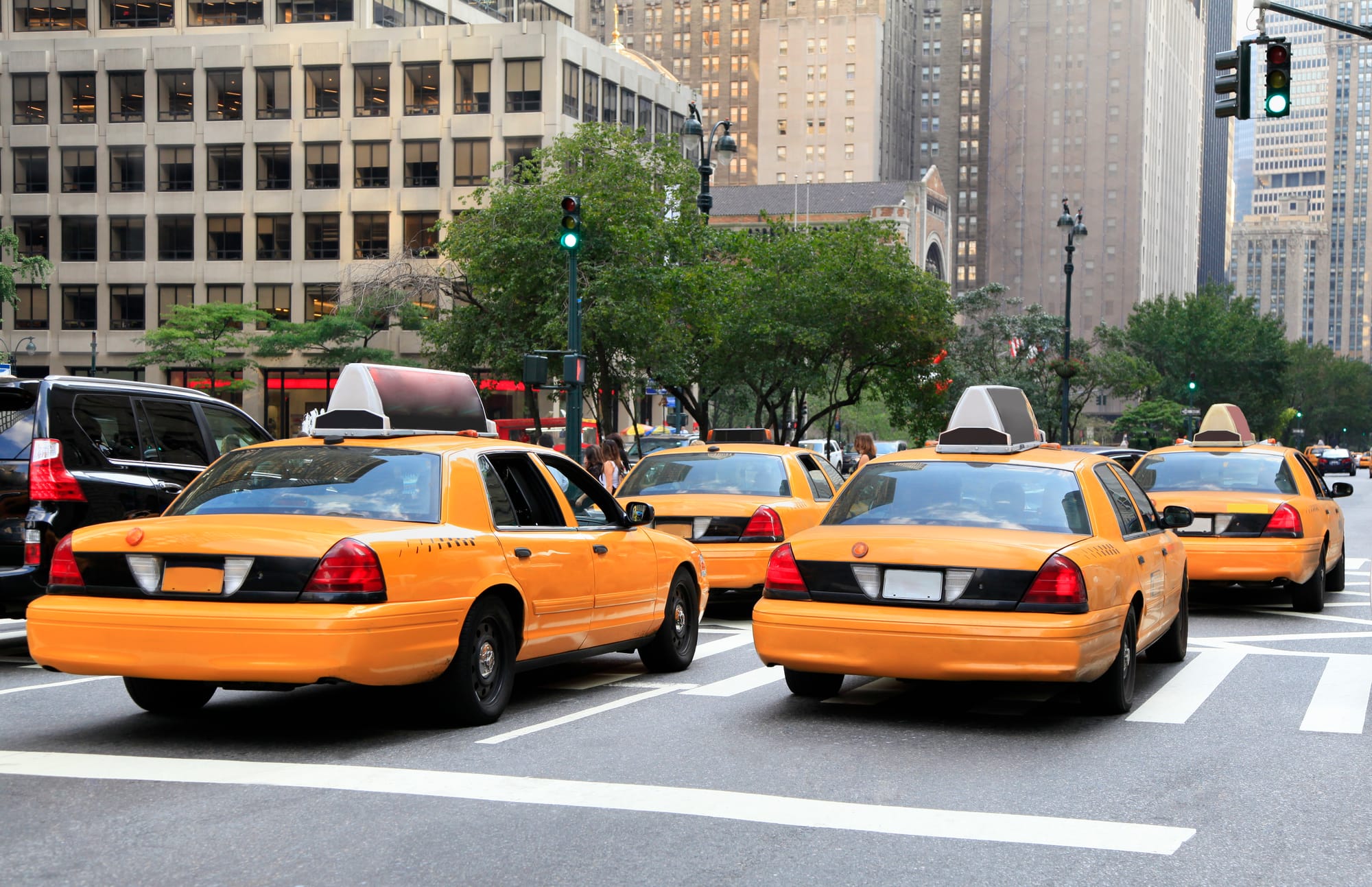 יתרונות שירות מוניות 24/7 בראשון לציון