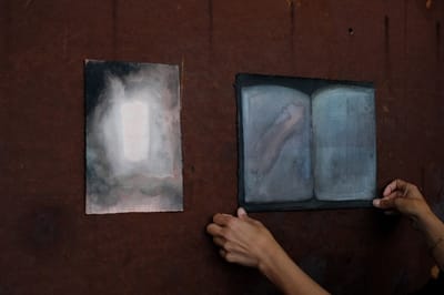 ענבל ניסים | שי אריק | "איך להיות בזרועות השחר" | תערוכה זוגית | גלריה P8 | פתיחה: 28.11.24, בשעה 20:00