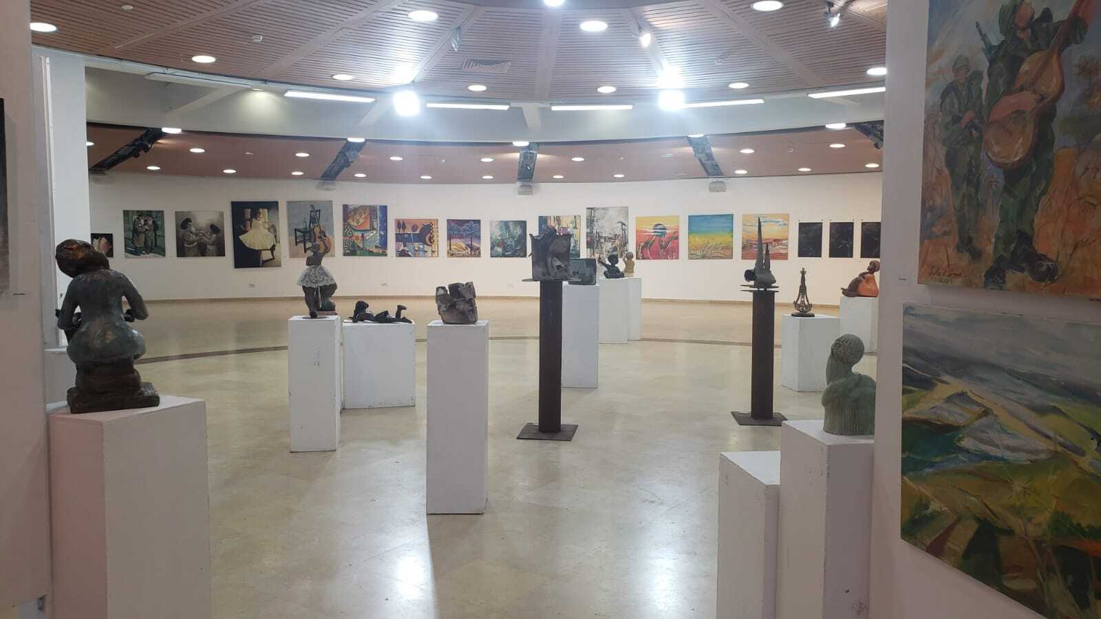 לפאר את הבית באגם, גלריה על האגם רעננה, רוני עוז, גלריית יוצרים