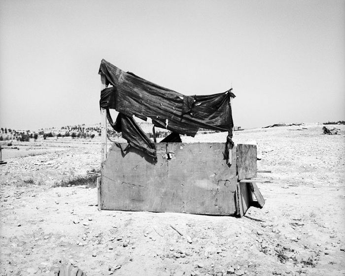 מיקי קרצמן, עקורים, 2010, הדפס דיגיטלי 90X109 סמ