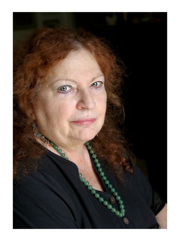 אביבה אבן זהר, Ruth Almog רות אלמוג