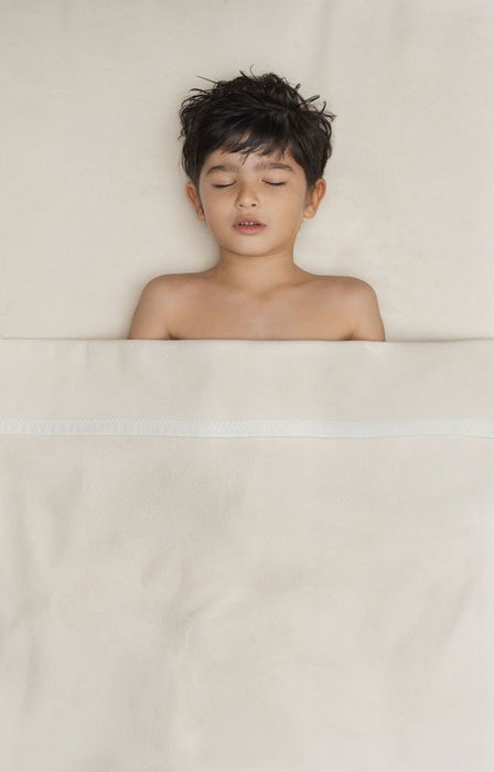 Tal Shochat, Maor – Sleeping boy, 2025, UV print on acrylic glass, 140x90 cm