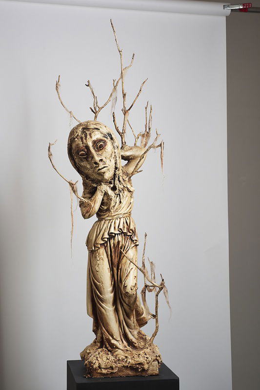 אסי משולם, הגברת על העצים, 2020. צילום: יובל חי