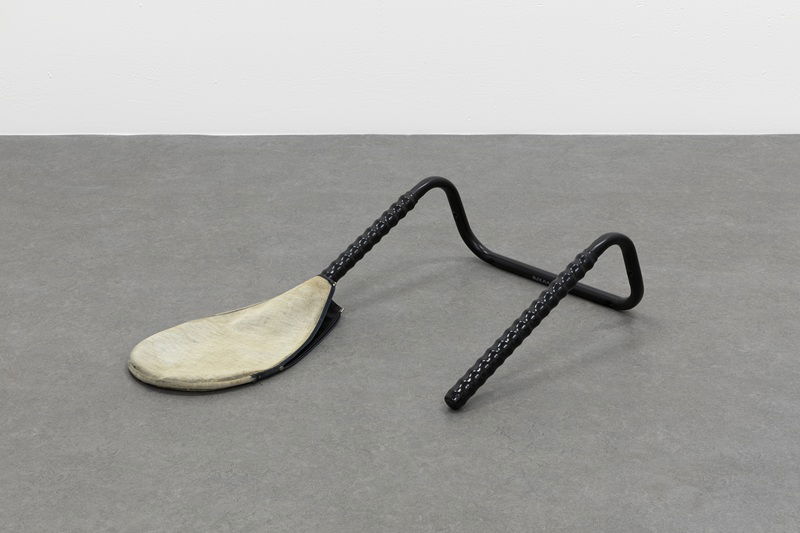 יעל יודקוביק, תערוכת יחיד לארח את החיים, גלריה שלוש, יפו, צילום: לנה גומון