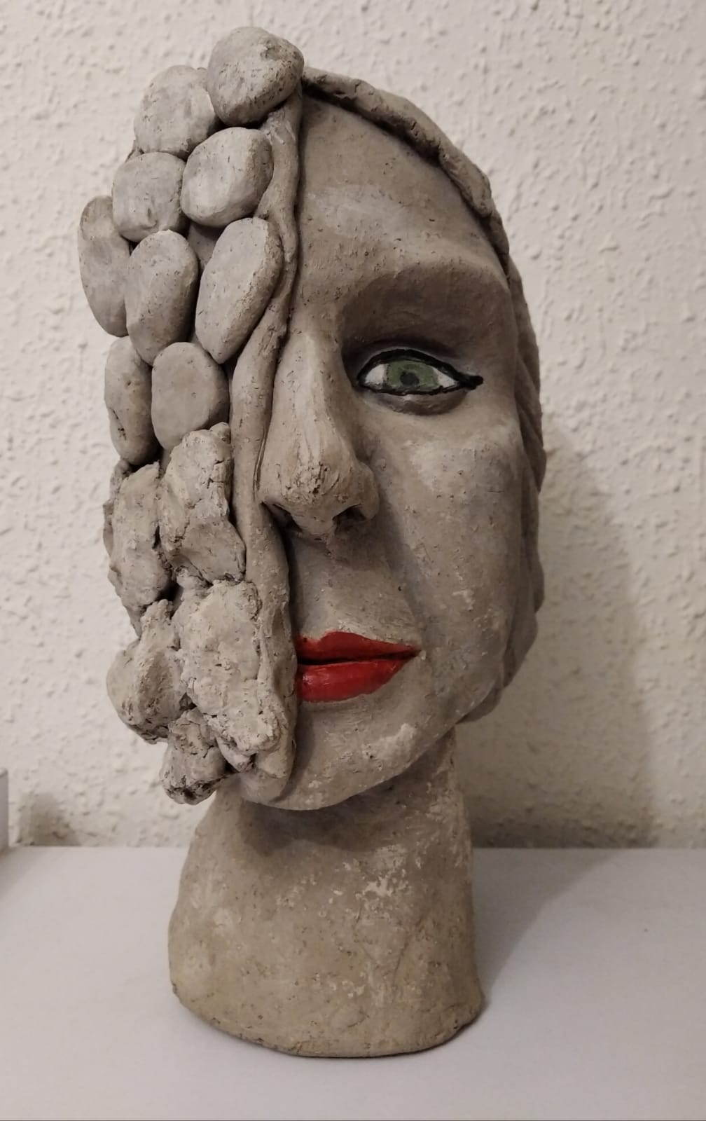 נעמי עוז ברקוביץ, פסל חימר, 30 ס"מ גובה, מחיר: 2,500 ש"ח