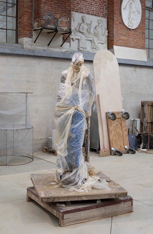 Assaf Hinden, Studio (Venus), 2020-1, photography, archival pigment print, 160x115 cm_72 dpi