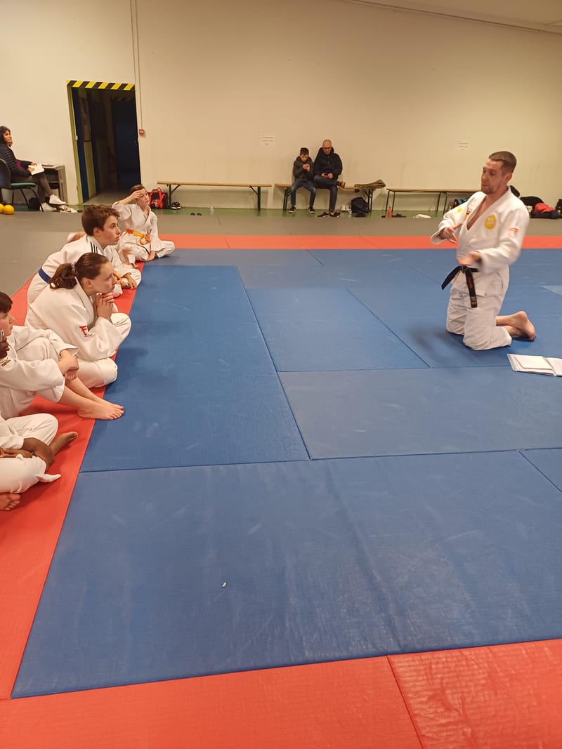 Ecole d'arbitrage à Luisant - 28/02/25