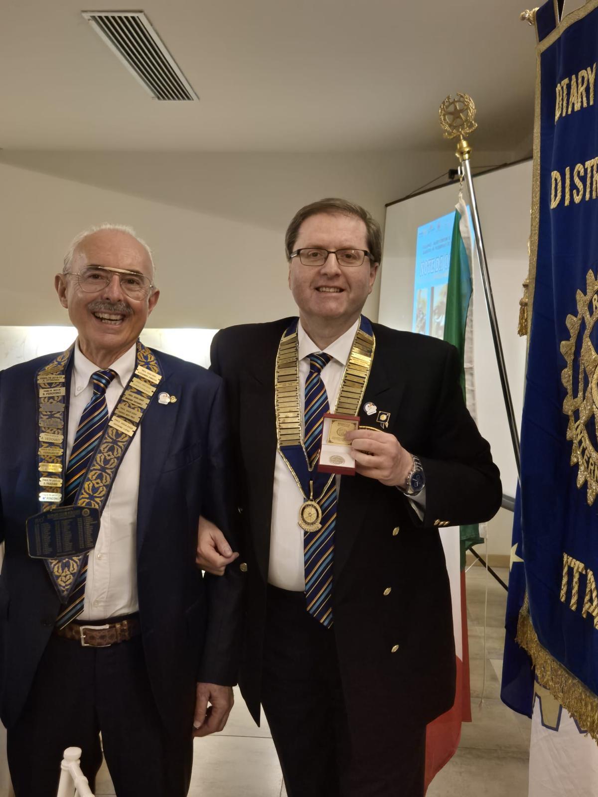 VISITA DEL GOVERNATORE DISTRETTO 2090