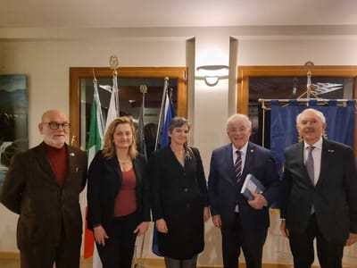 PROF. TONATO INTERVIENE ALLA CONVIVIALE DEL ROTARY FOLIGNO