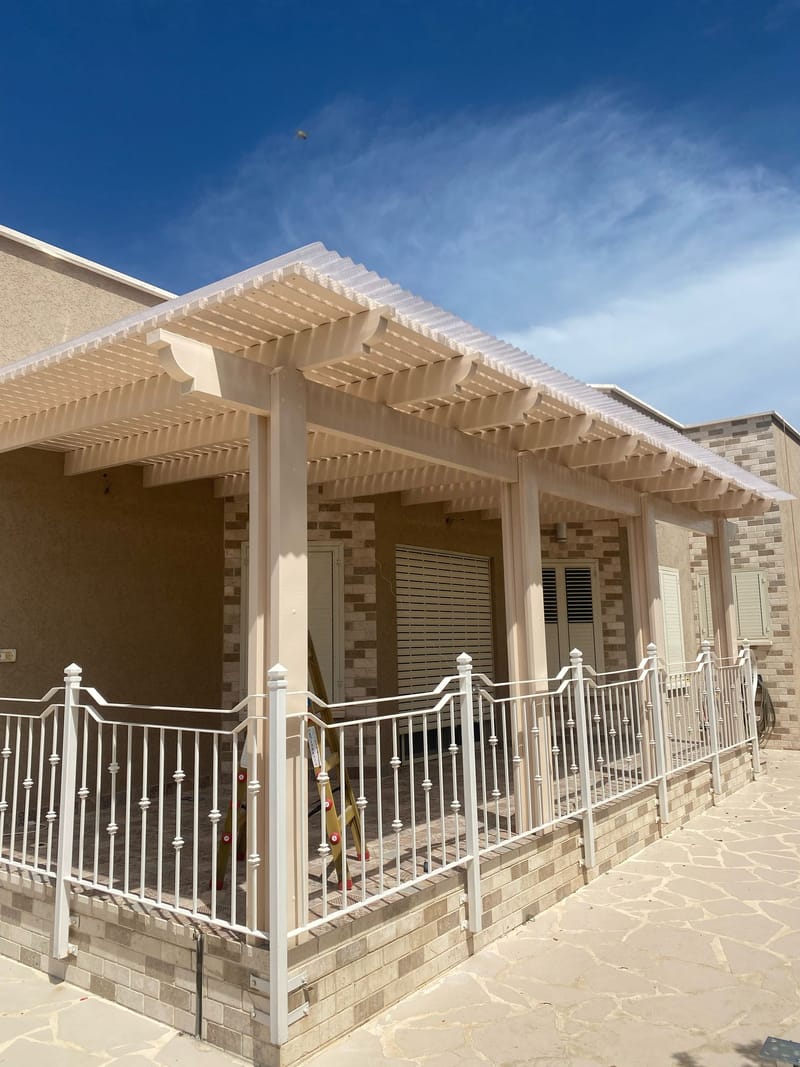 פרגולה דמוי עץ