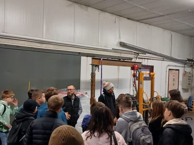 A Kossuth suli hetedikeseinek pályaorintációs látogatása