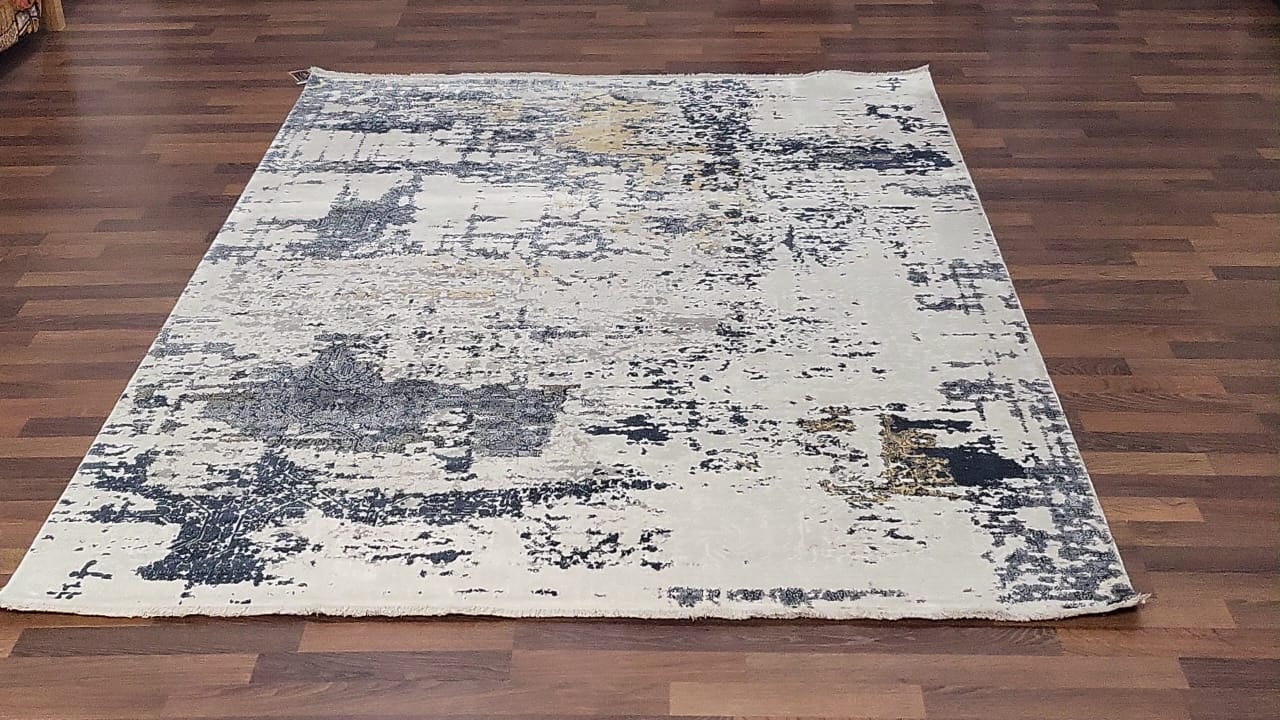 Code: 2347517  Size: 230 X 160 cm  Price Euro: 3450