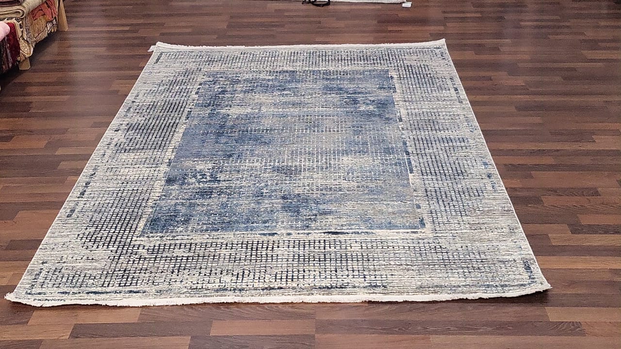 Code: 2347519  Size: 230 X 160 cm  Price Euro: 2950