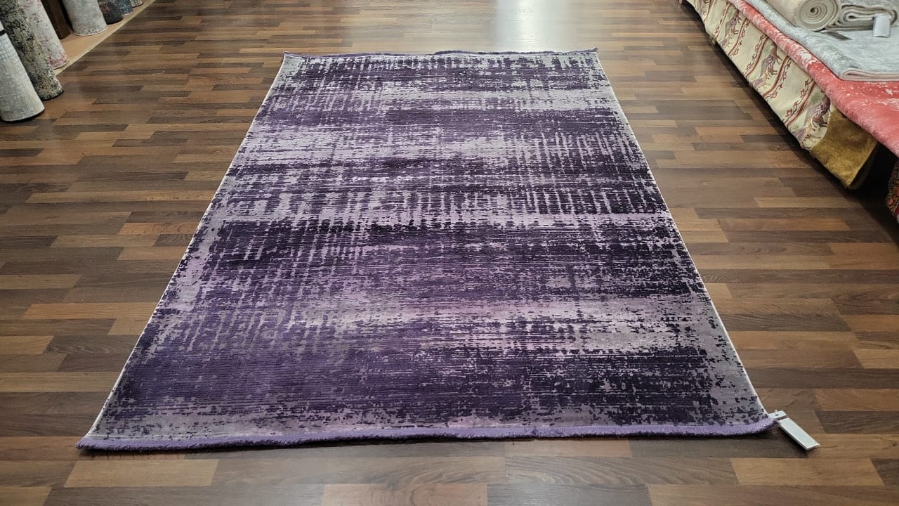 Code: 2347523 Size: 230 X 160 cm  Price Euro: 2900