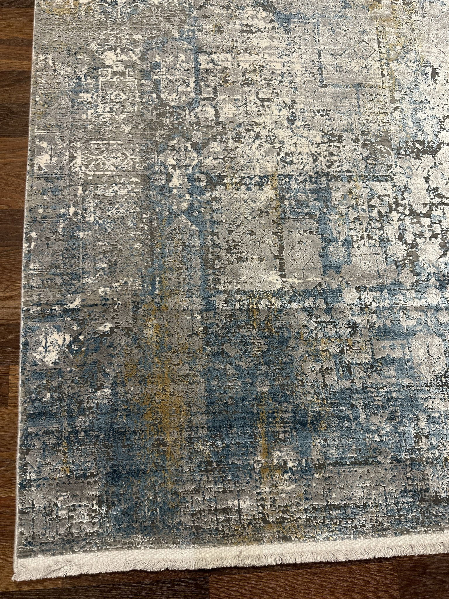 Oriental Rug  Code: 2347524  Size: 230 X 160 cm  Price Euro: 2800