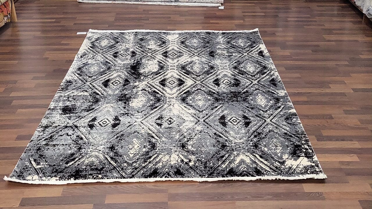 Code: 2347535   Size: 230 X 160 cm  Price Euro: 3100