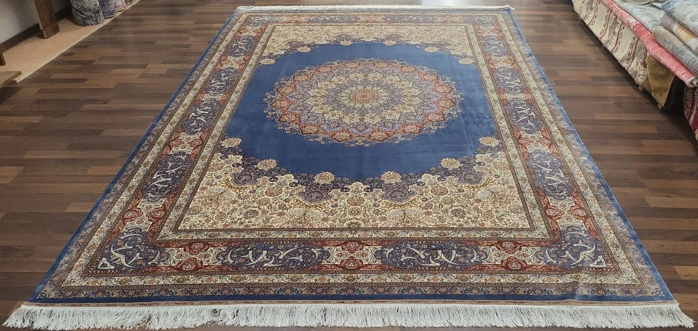 Oriental Rug  Code: V1209   Size: 300 X 200 cm  Price Euro 8650