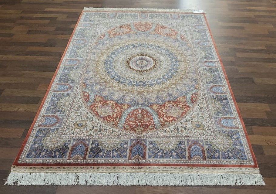 Oriental Rug  Code: V12017  Size: 180 x 120 cm Price Euro: 2900